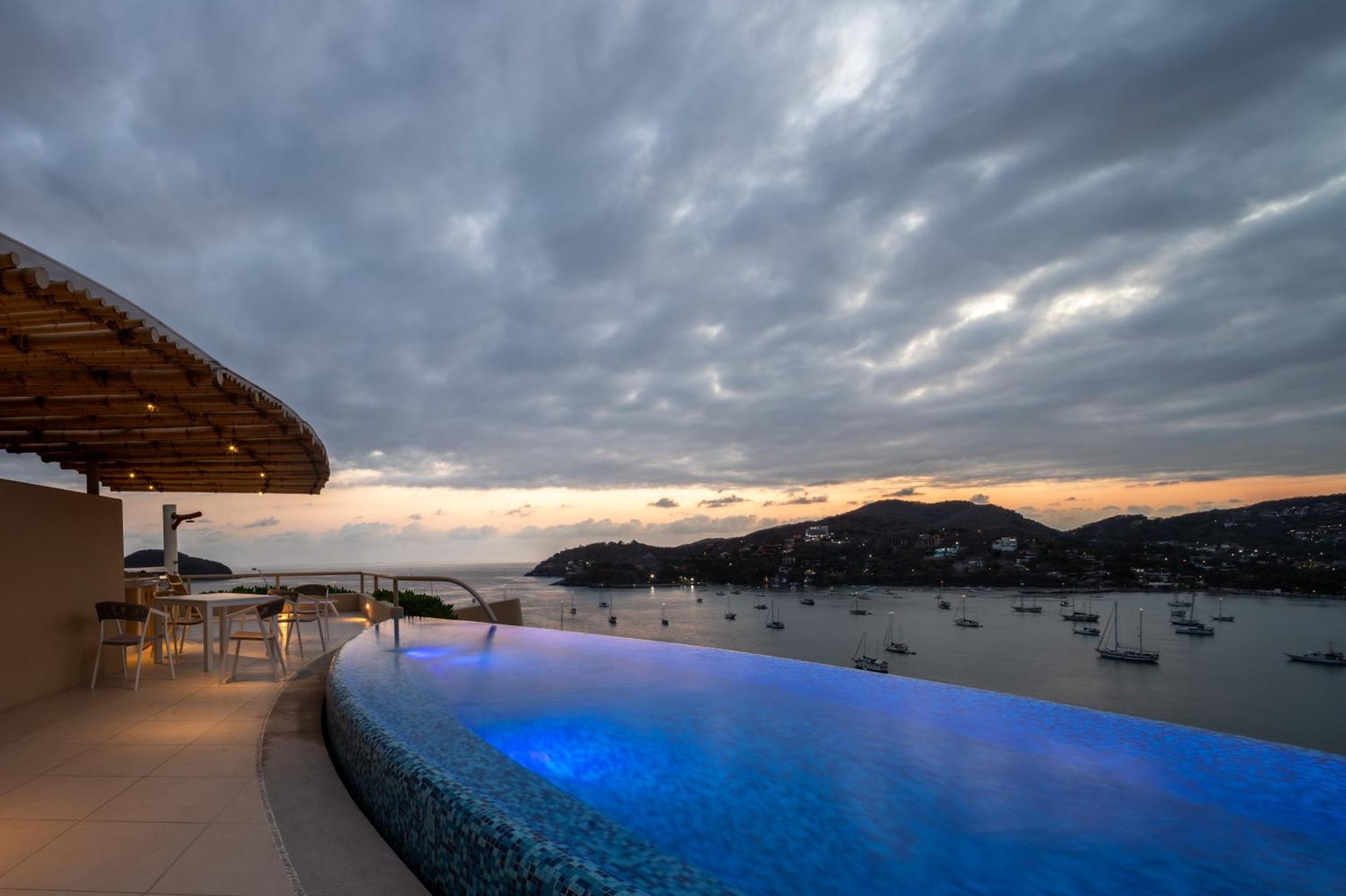 Villas Kaukan By Tasman Zihuatanejo Eksteriør billede
